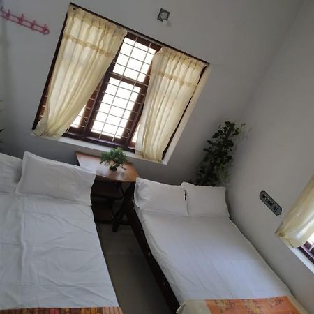 Avani Home Stay Iritti Exterior photo
